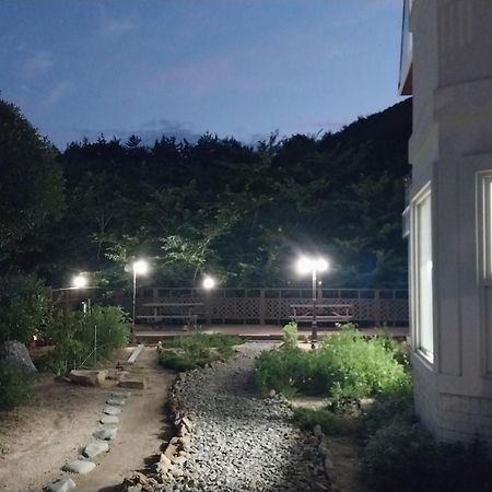 Hotel White House Namhae Esterno foto