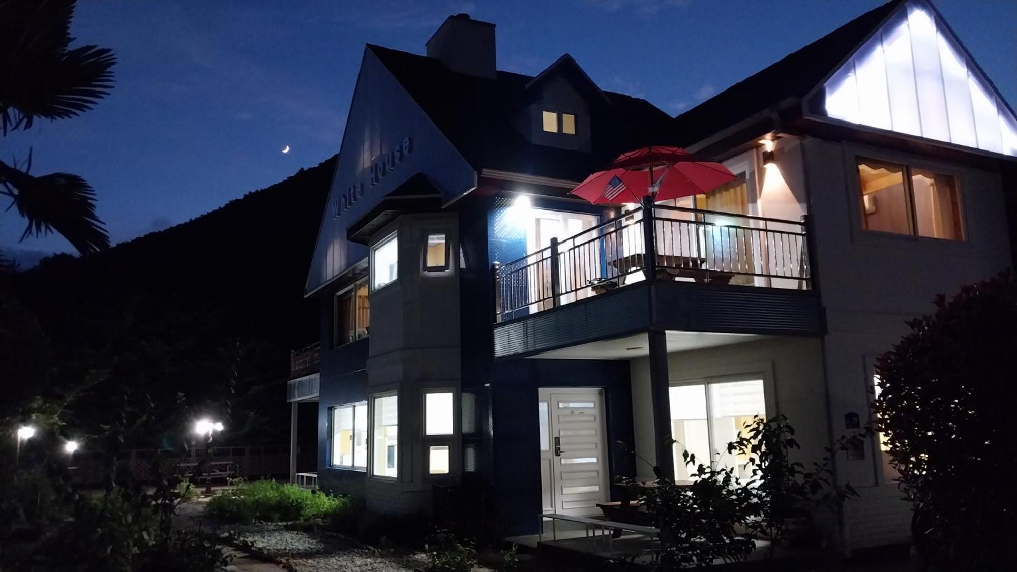 Hotel White House Namhae Esterno foto