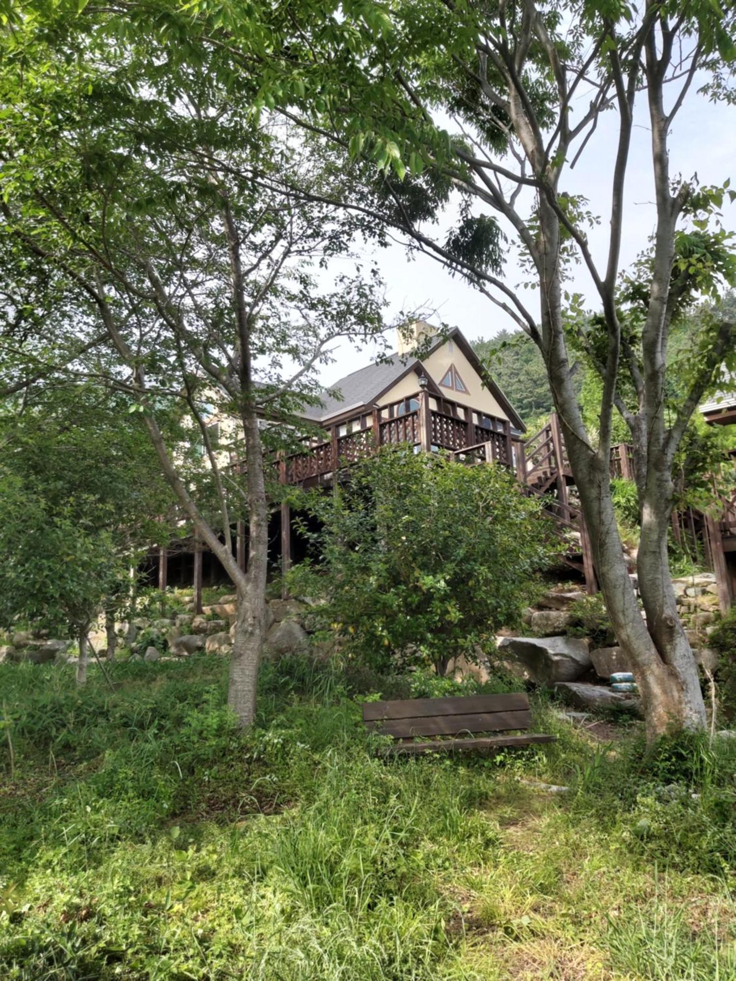 Hotel White House Namhae Esterno foto