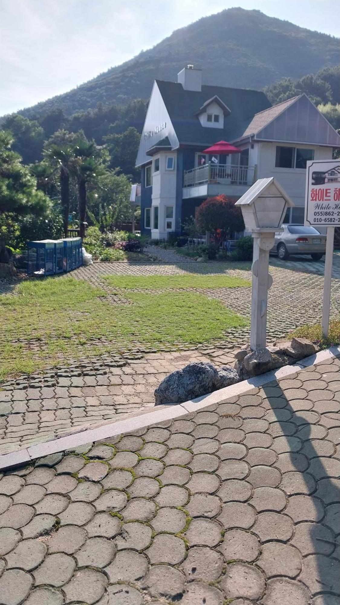 Hotel White House Namhae Esterno foto